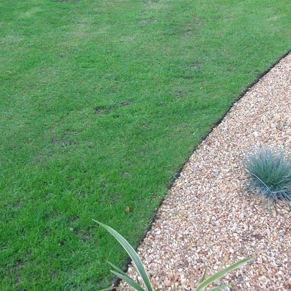 Gazonafboording ECO Rubber - 5 M × 25 Cm 4 Gazonafboording ECO Rubber - 5 M × 25 Cm - Afbeelding 2