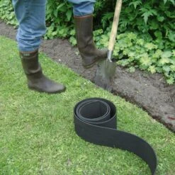 Gazonafboording ECO Rubber - 5 M × 25 Cm 11 Gazonafboording ECO Rubber - 5 M × 25 Cm -Tuinadvies Winkel ecorubber 5m x 25cm 1484055115 5 600